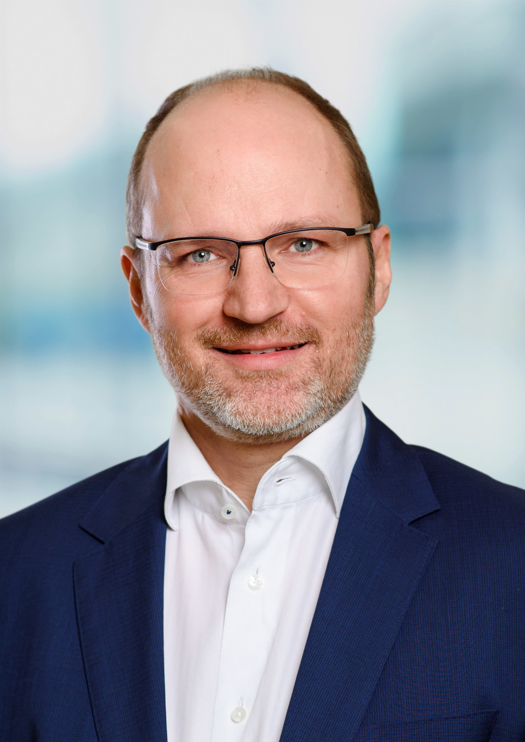 Dr. Florian Forster